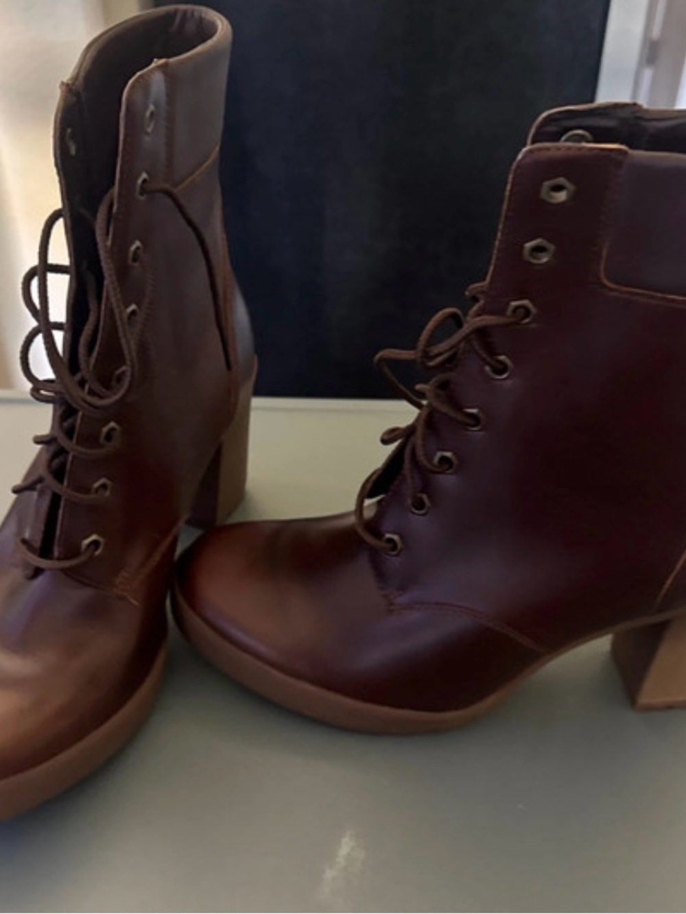 Women's Lace-Up Block Heel Ankle Boots in Dark Brown Timberlands
